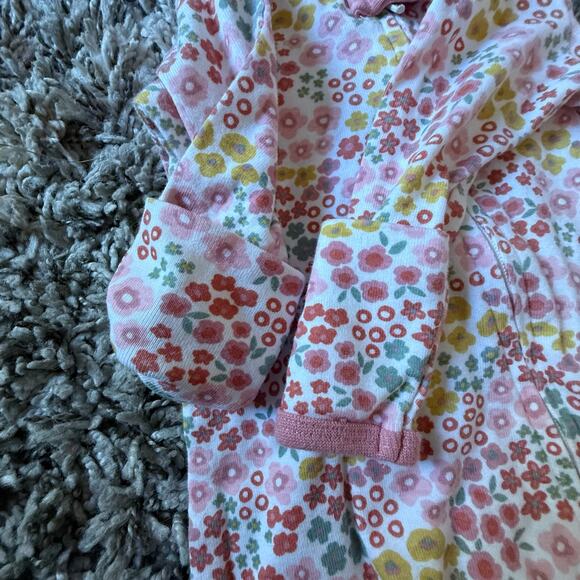 Honest Co. Pink Floral Baby Girl Zip Up Sleeper 0-3 Months - Picture 5 of 6